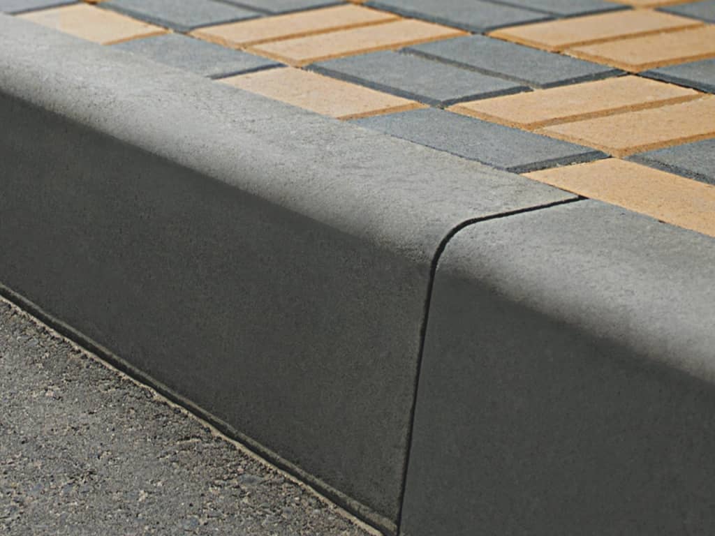 Продажа дорожного бордюра в Лодейном Поле