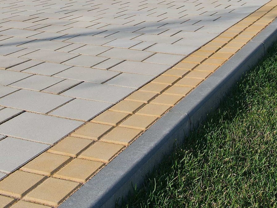 Продажа тротуарного бордюра в Лодейном Поле